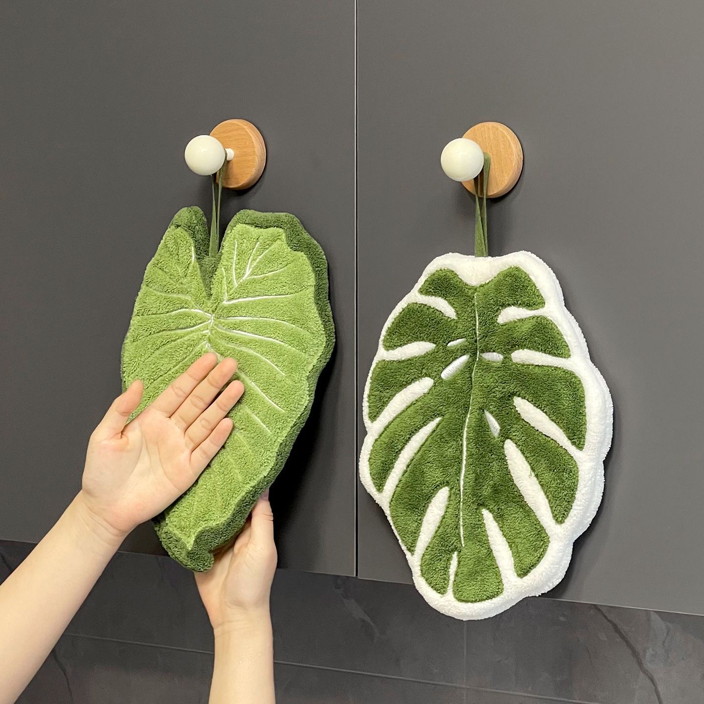 Home Goods Bathroom Decor - Cute Turtle Back Leaf Hand Towel,